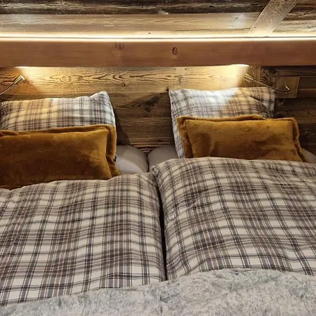 Chalet Le Grenier - Romantique Et Exclusif Champery
